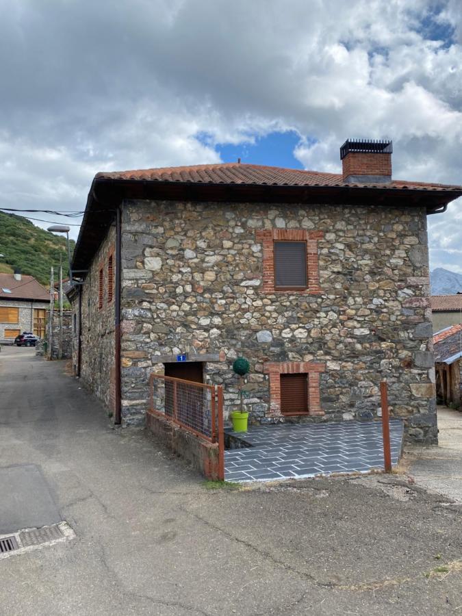 Casa En Cofinal Villa Exterior photo